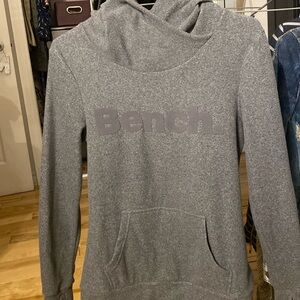 Bench polyester soft sweatshirt
Size: Small